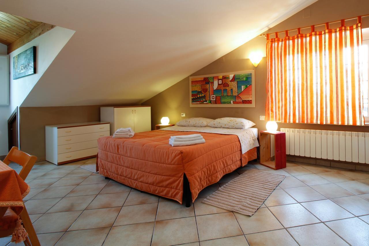 B&B Dimora Morelli Gubbio Exteriör bild