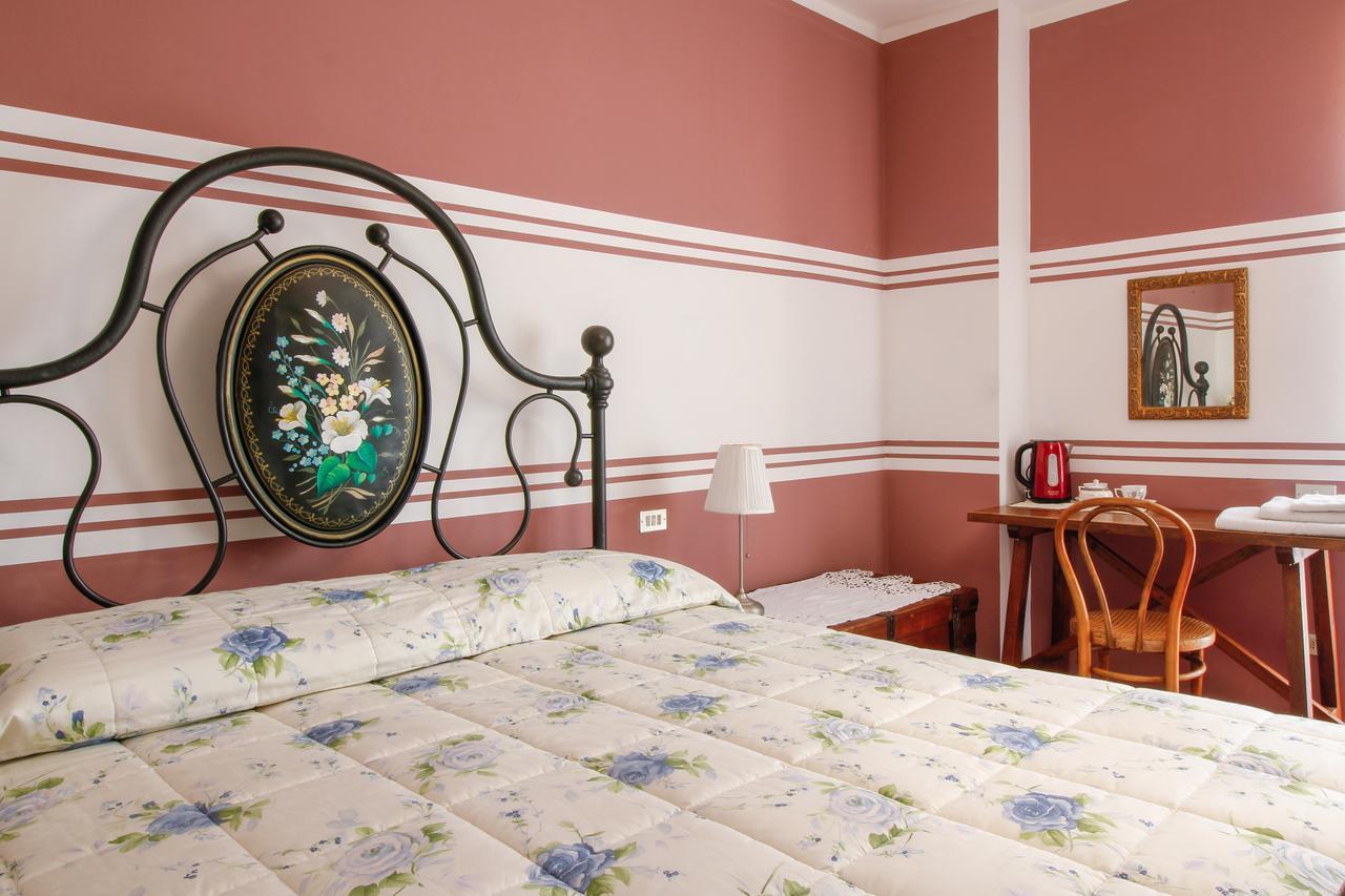 B&B Dimora Morelli Gubbio Exteriör bild