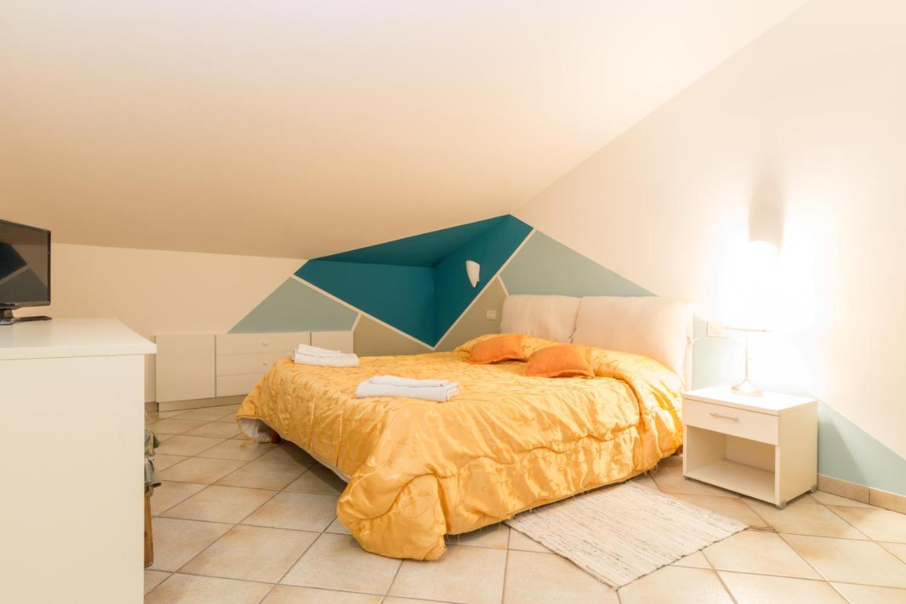 B&B Dimora Morelli Gubbio Exteriör bild